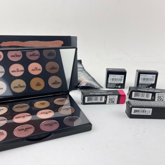 MAC make up lot - Picture 3 of 14